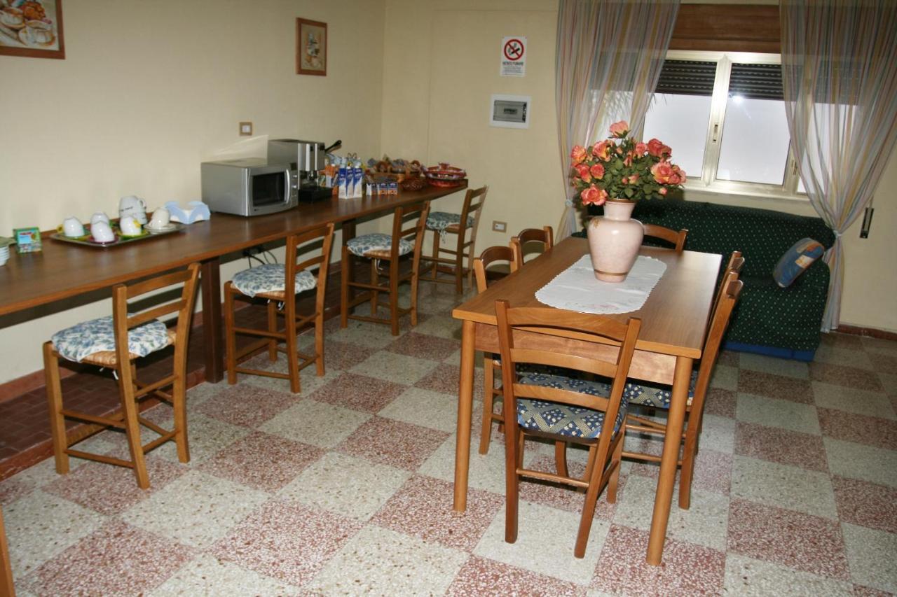 타비아노 Salento Al Mare B&B 외부 사진